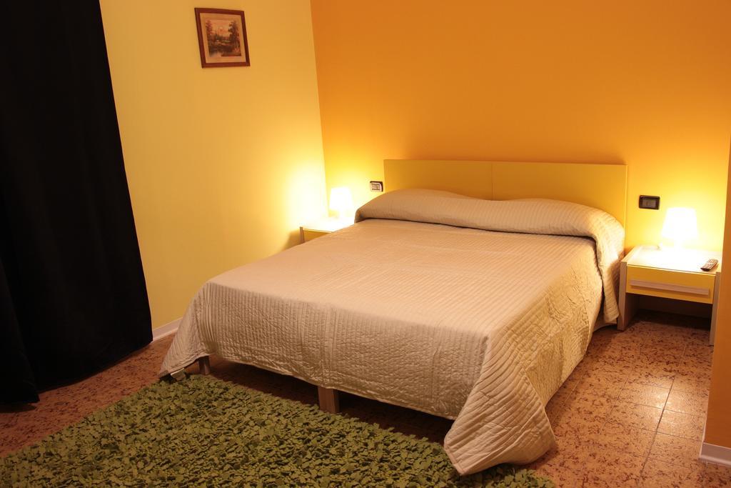 B&B Fiori Di Lava Nicolosi Rum bild